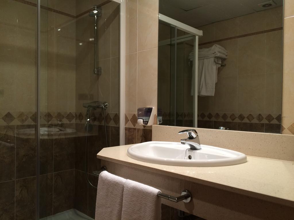 Hostal Los Valles Бьельса Номер фото